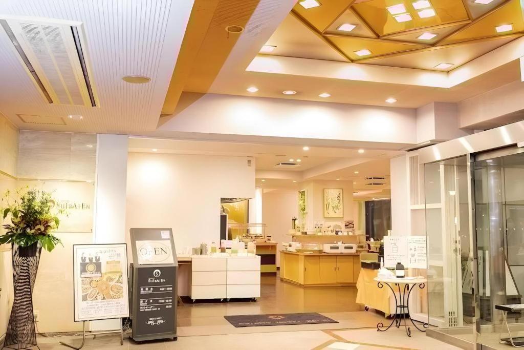 Orient Hotel Kochi Bagian luar foto