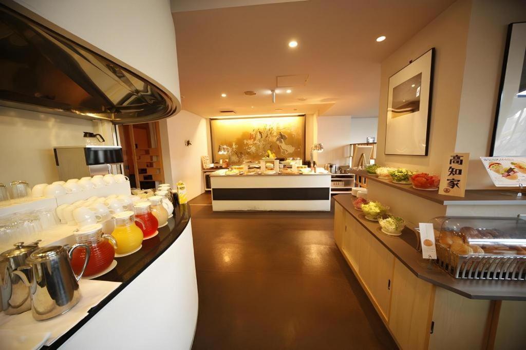Orient Hotel Kochi Bagian luar foto